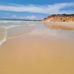 Da Falésia, O Estúdio Da Aldeia Acoteias *