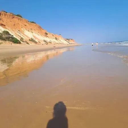 Da Falesia, O Estudio Da Aldeia Acoteias