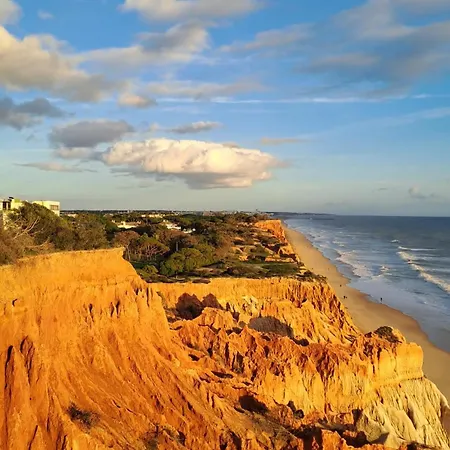 Da Falesia, O Estudio Da Aldeia Acoteias *